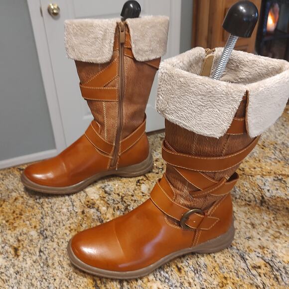 Forever Boots Womens Size 7.5 Faux Leather Buckle Strap Mid Calf Fur Lined Boots - Picture 4 of 12